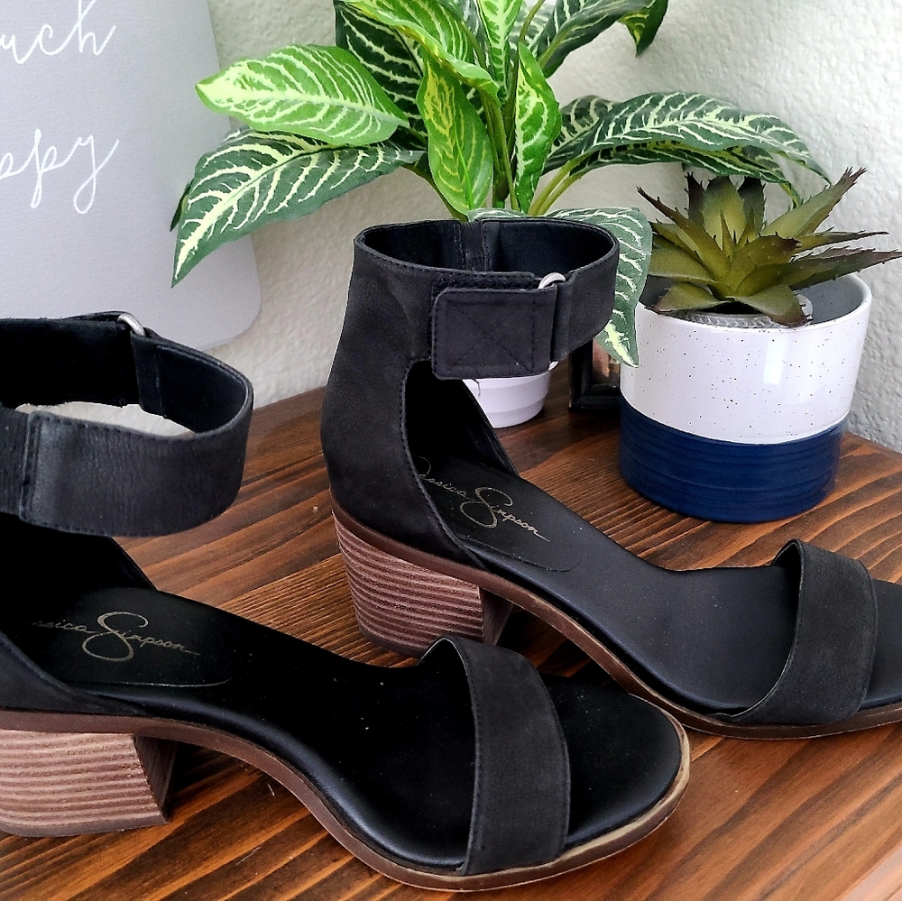 Jessica Simpson chunky heel sandals.